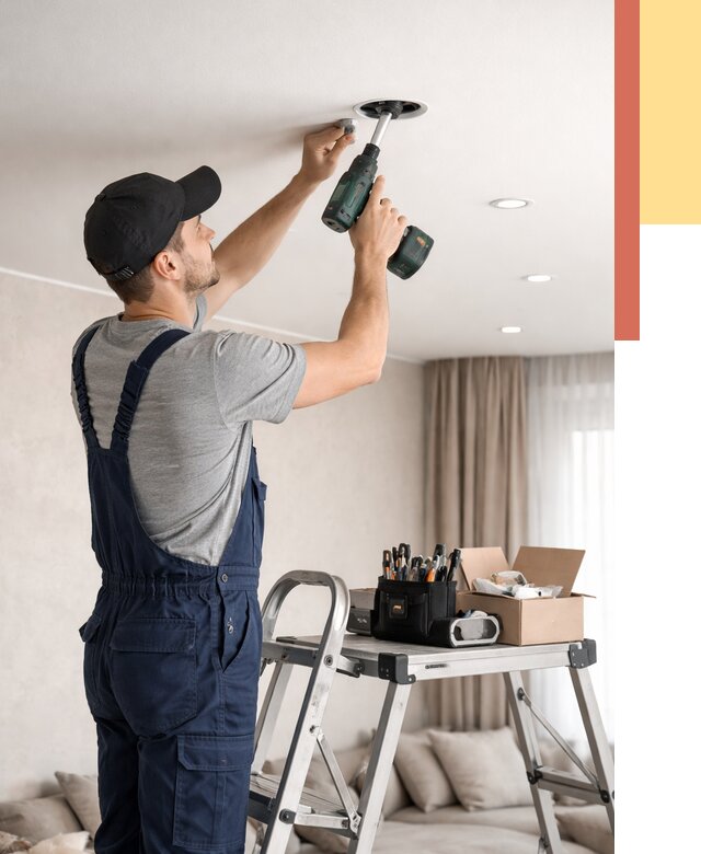 Установка и монтаж точечных светильников в натяжной потолок в Мысках от 1826 руб. | ОТДЕЛОЧНИК-Мси