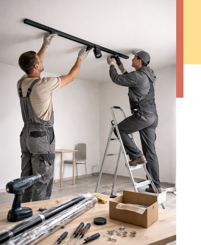 Установка трековых светильников в натяжной потолок в Мысках от 4260 руб. | ОТДЕЛОЧНИК-Мси